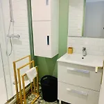 Cocon Lumineux Centre, Gare 10min, Wifi , 4p Angoulême
