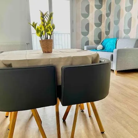 شقة Cocon Lumineux Centre, Gare 10min, Wifi , 4p *