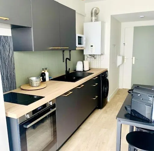 Apartment Cocon Lumineux Centre, Gare 10min, Wifi , 4p