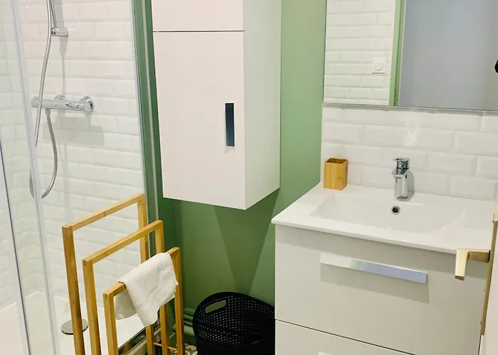 Cocon Lumineux Centre, Gare 10min, Wifi , 4p Angouleme